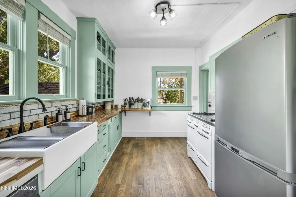 1185 Truckee Fernley NV 89408