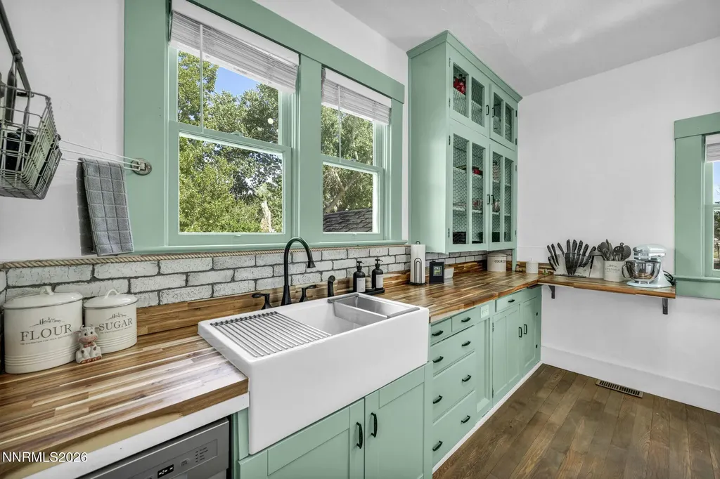1185 Truckee Fernley NV 89408