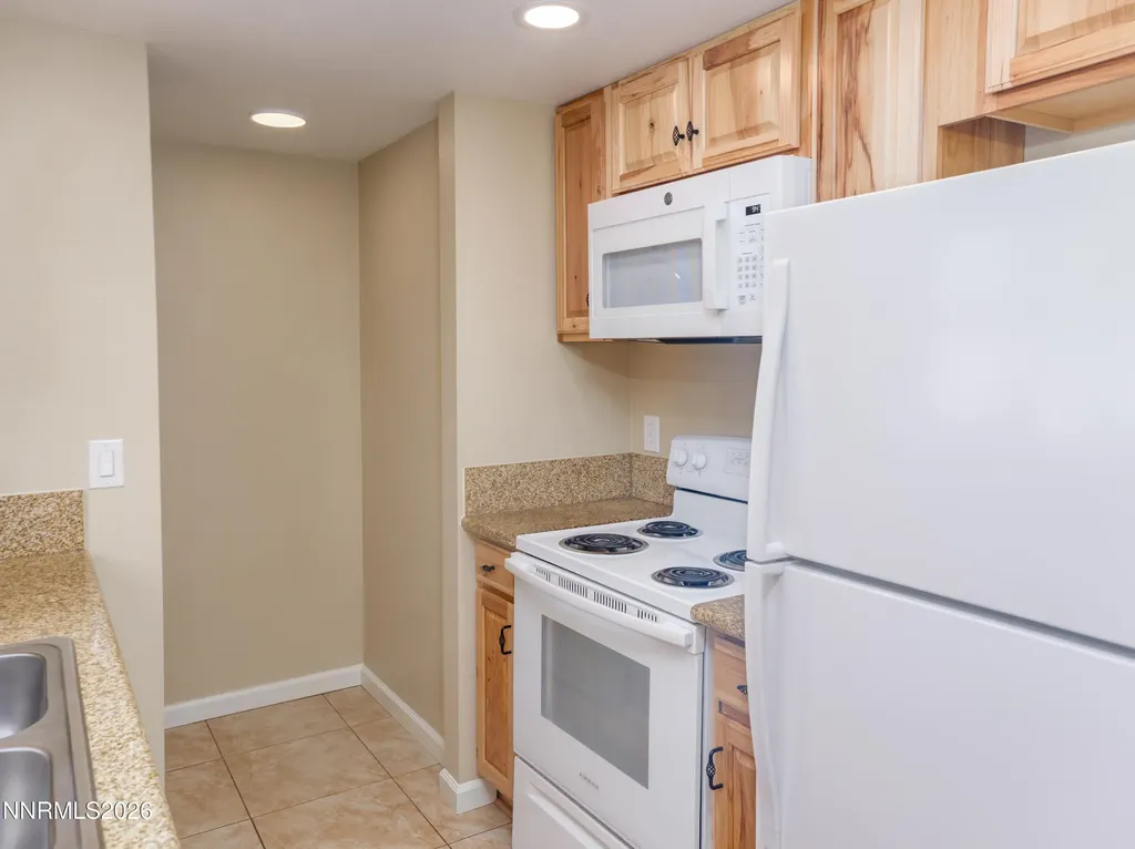 1488 Douglas Gardnerville NV 89410