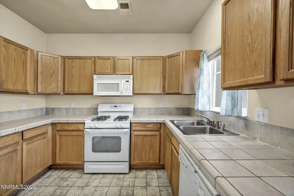 4507 Kathleen Denise Reno NV 89503