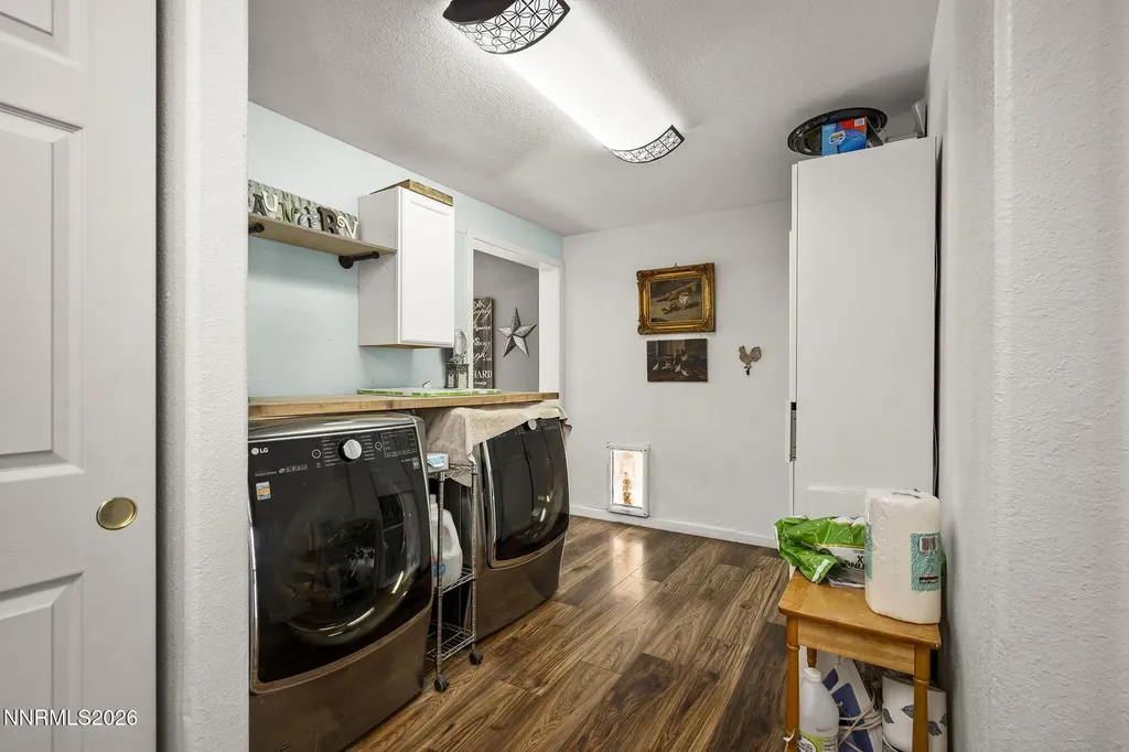 2072 Lonnie Dayton NV 89403