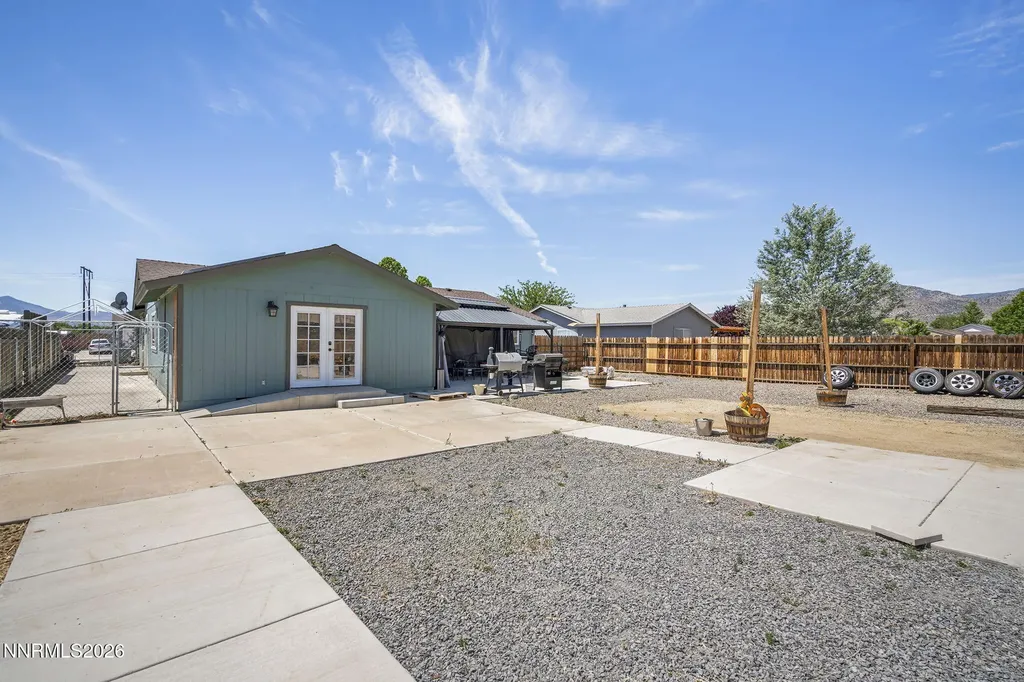 2072 Lonnie Dayton NV 89403