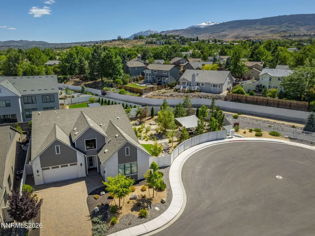 724 Pleasant Oak Reno NV 89509