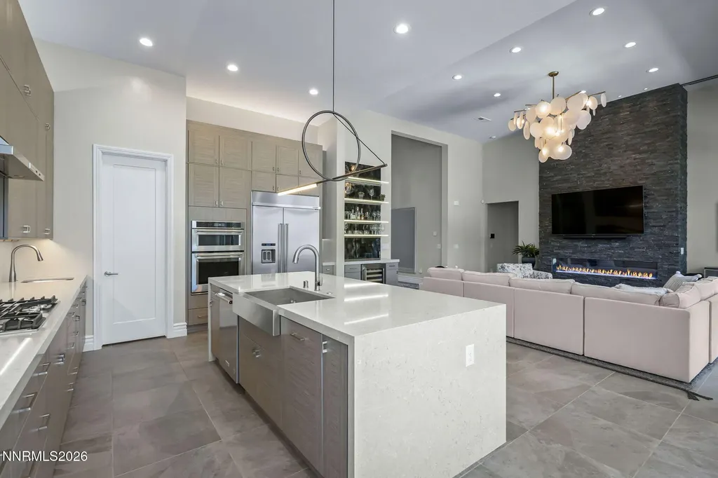 724 Pleasant Oak Reno NV 89509
