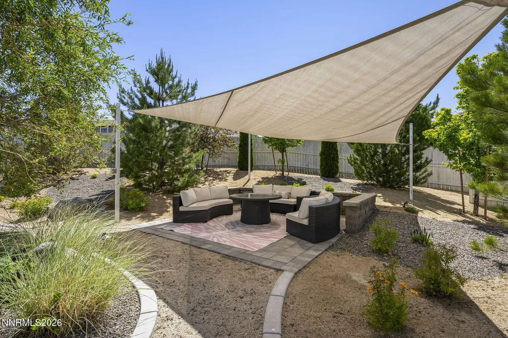 724 Pleasant Oak Reno NV 89509