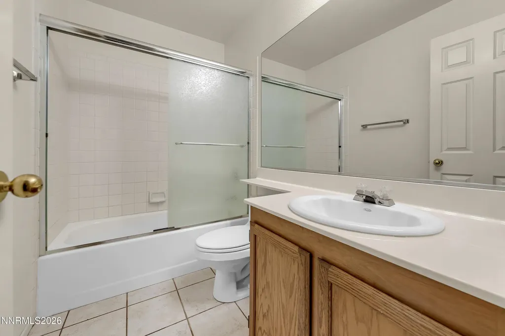 2384 Silver Ridge Reno NV 89509