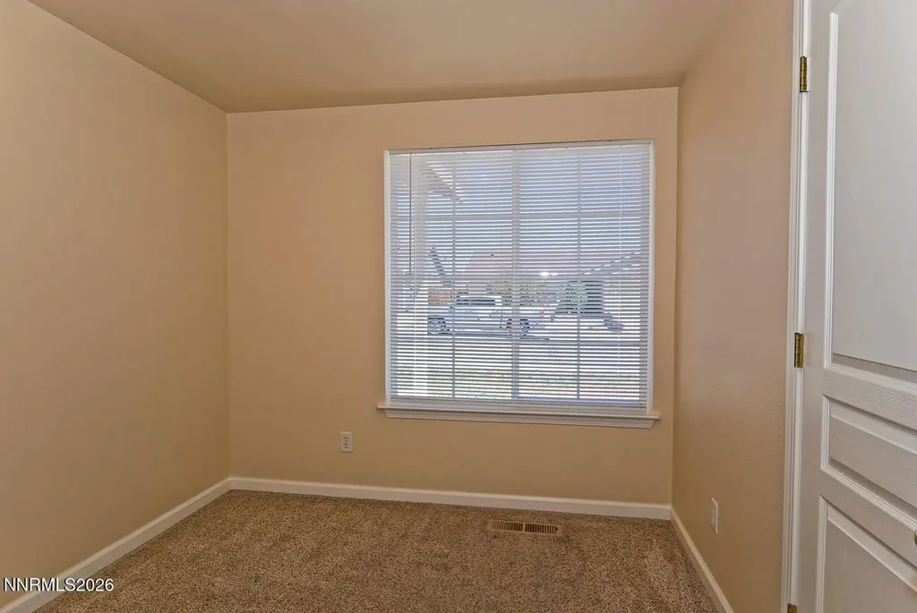 835 Columbine Fernley NV 89408