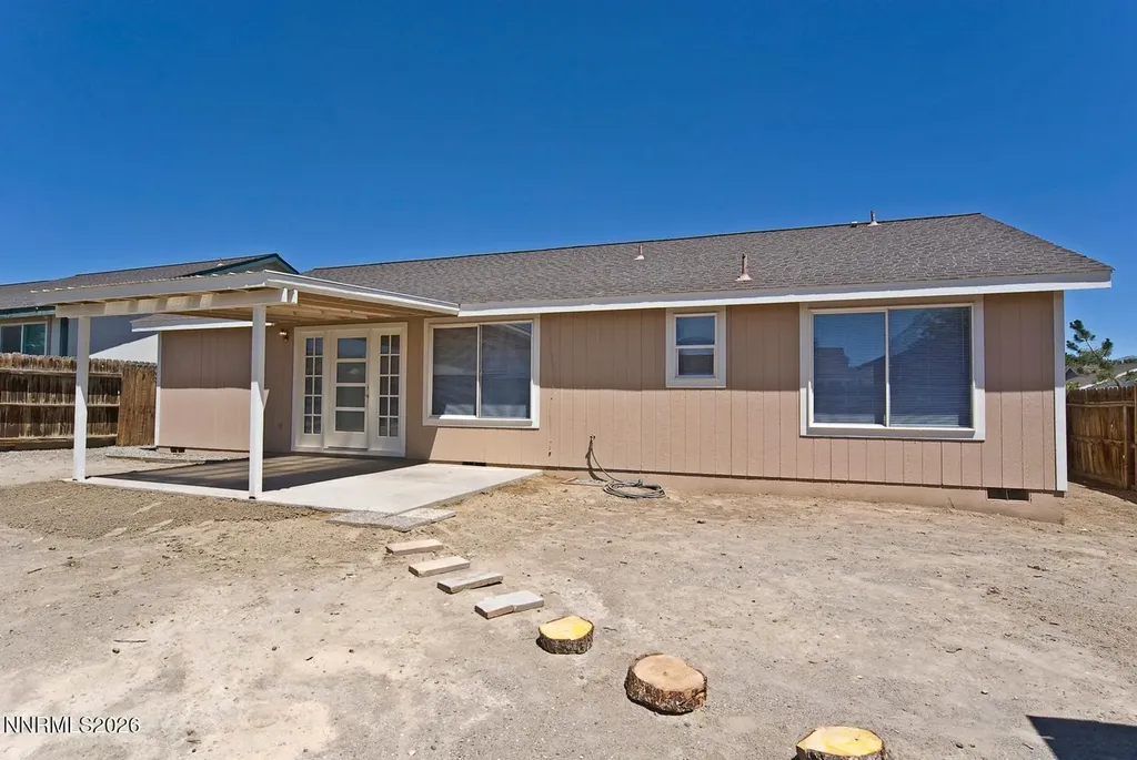 835 Columbine Fernley NV 89408