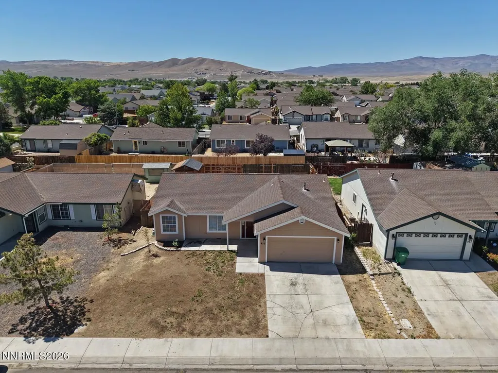 835 Columbine Fernley NV 89408