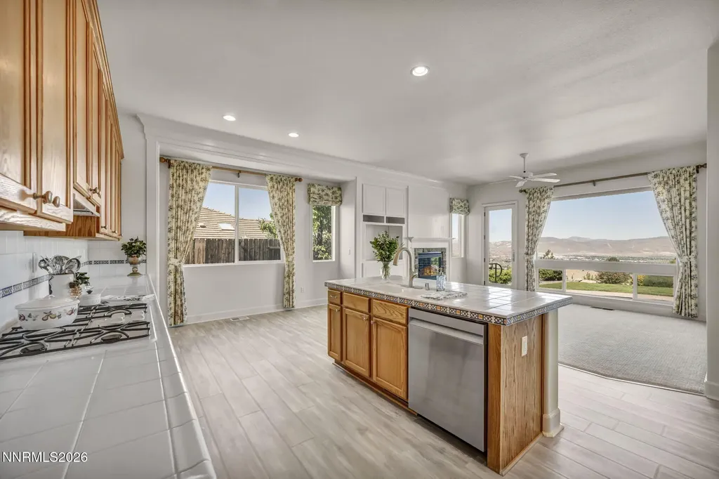 574 Echo Ridge Reno NV 89511