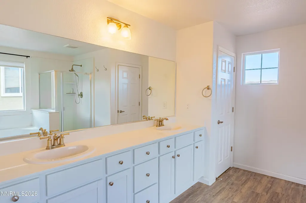 8020 Flint Springs Sun Valley NV 89433