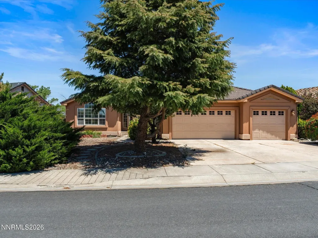 762 Divot Fernley NV 89408