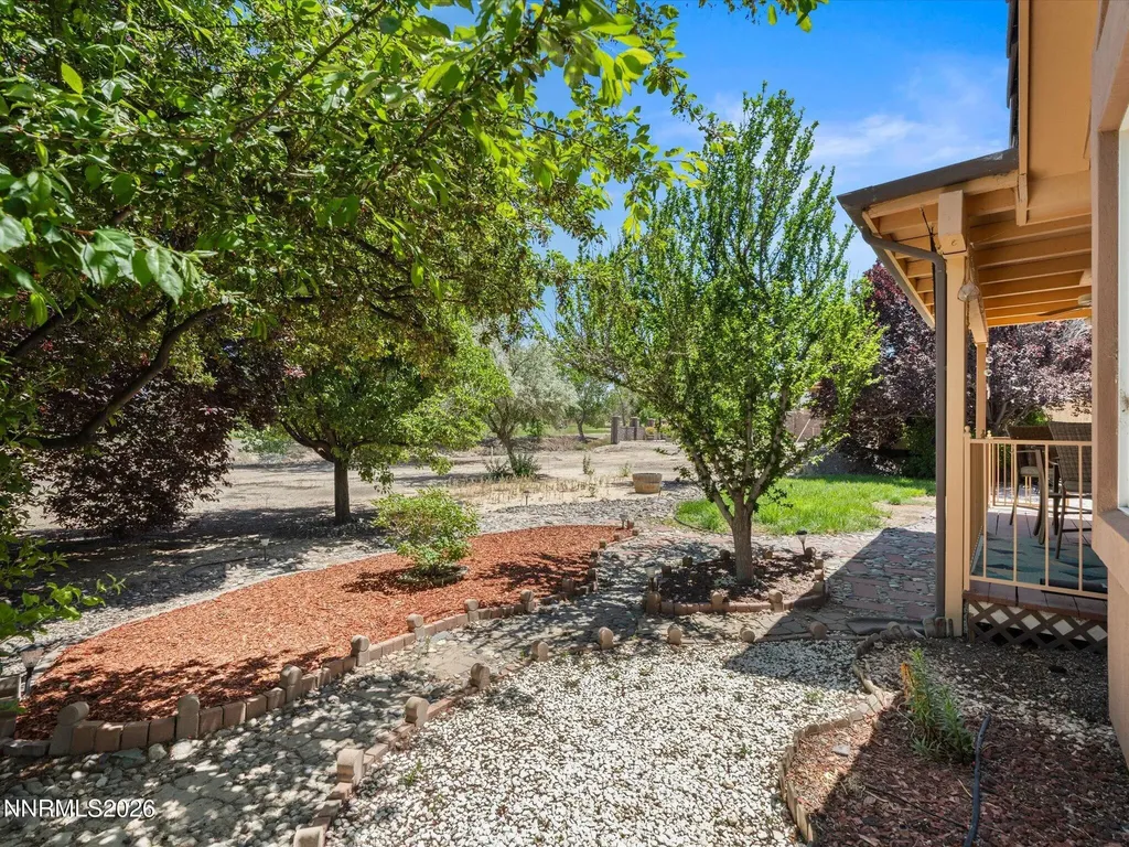 762 Divot Fernley NV 89408
