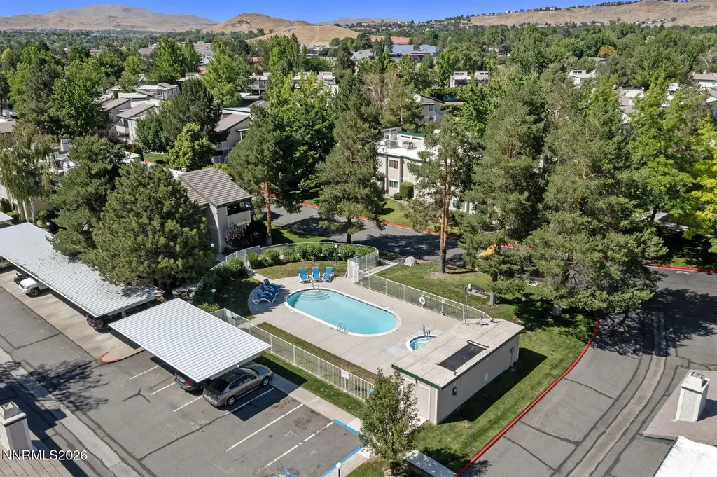 2645 Sunny Slope Sparks NV 89434