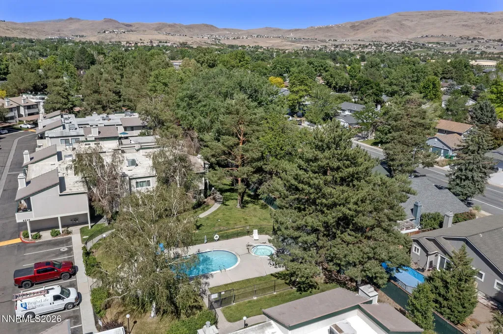 2645 Sunny Slope Sparks NV 89434