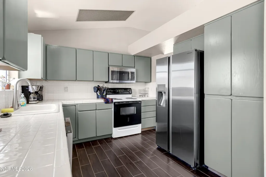 5855 Quaking Aspen Reno NV 89510