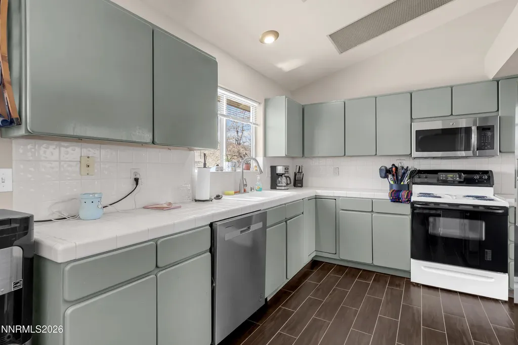 5855 Quaking Aspen Reno NV 89510