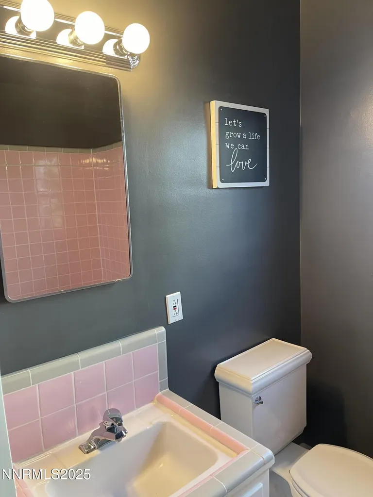 2485 Riviera Reno NV 89509
