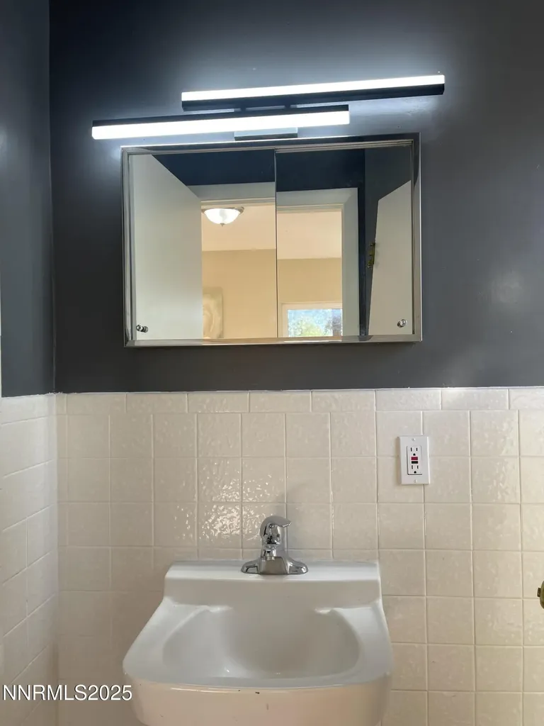 2485 Riviera Reno NV 89509