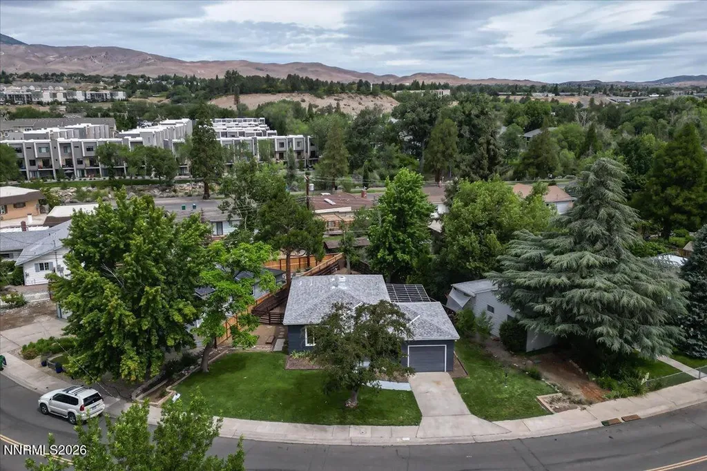 2485 Riviera Reno NV 89509