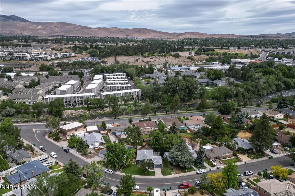 2485 Riviera Reno NV 89509