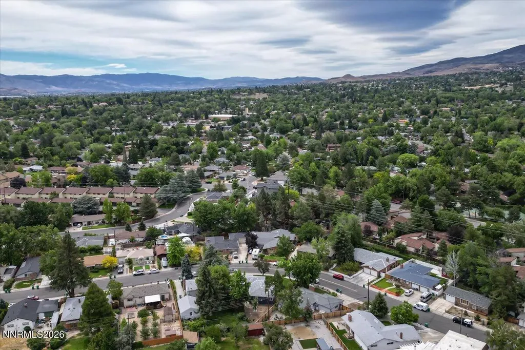 2485 Riviera Reno NV 89509