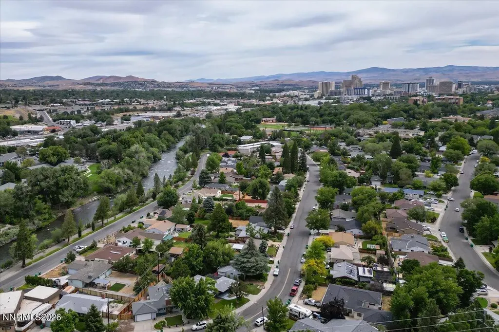 2485 Riviera Reno NV 89509
