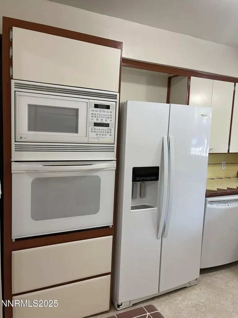 2485 Riviera Reno NV 89509