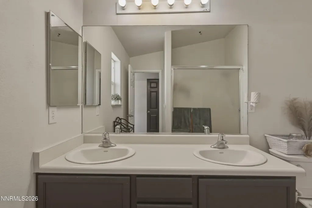 4320 Falcon Fallon NV 89406