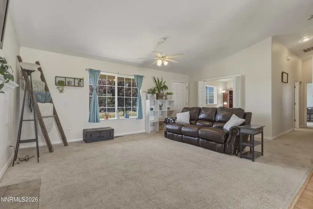 4320 Falcon Fallon NV 89406