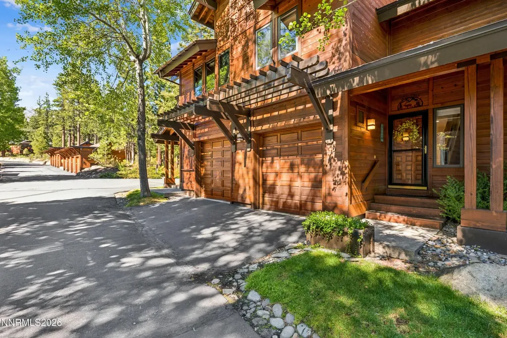 929 Northwood Incline Village NV 89451