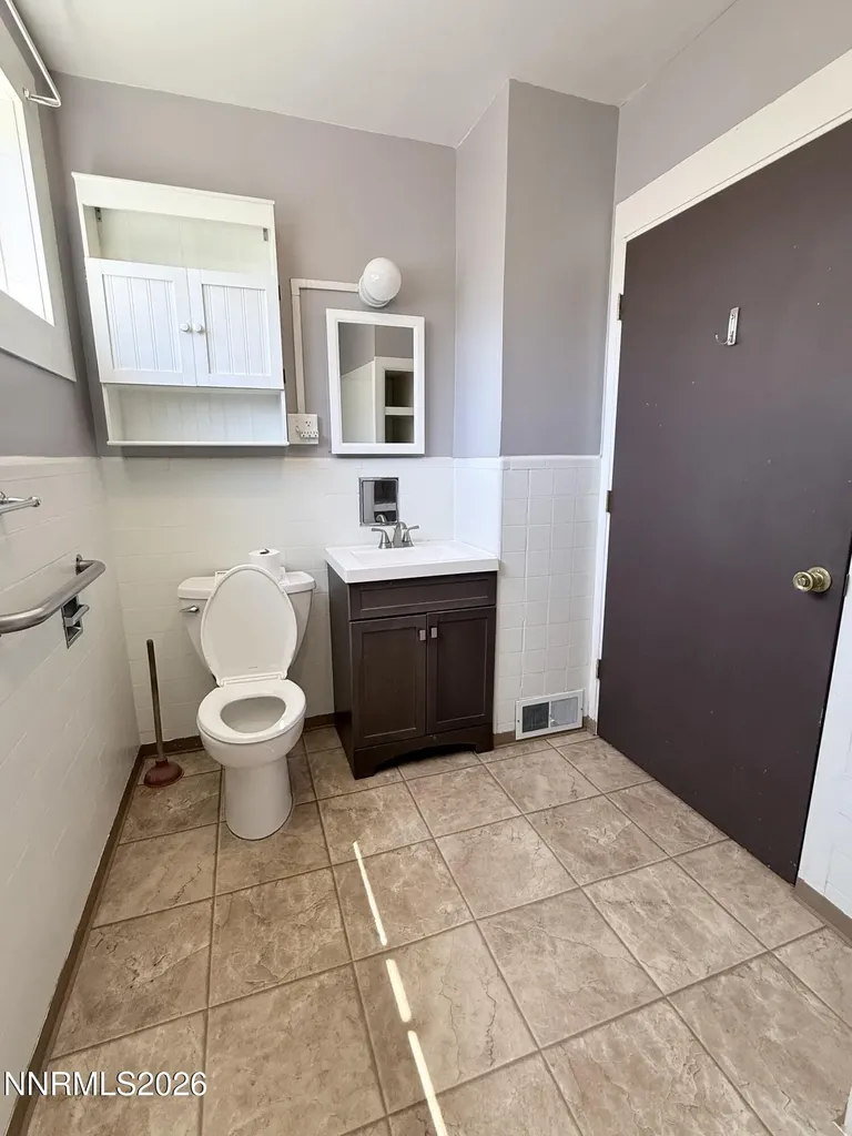 257 Sixth Winnemucca NV 89445