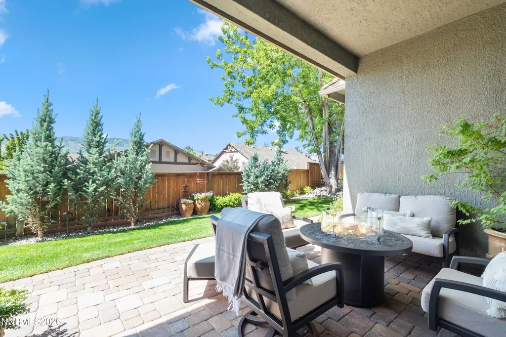 8724 Lynrock Reno NV 89523