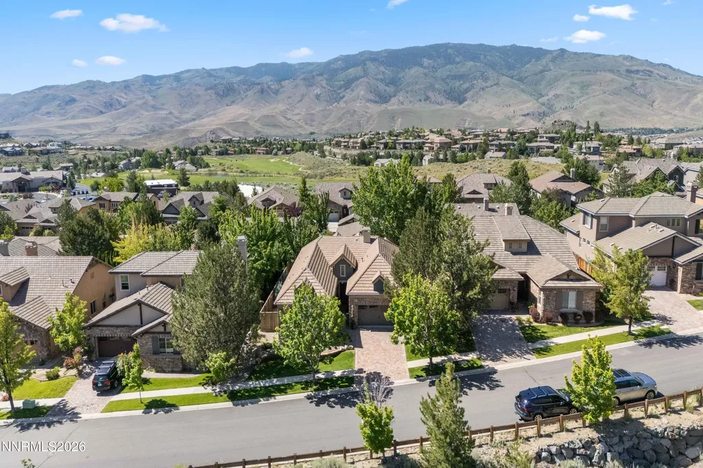 8724 Lynrock Reno NV 89523