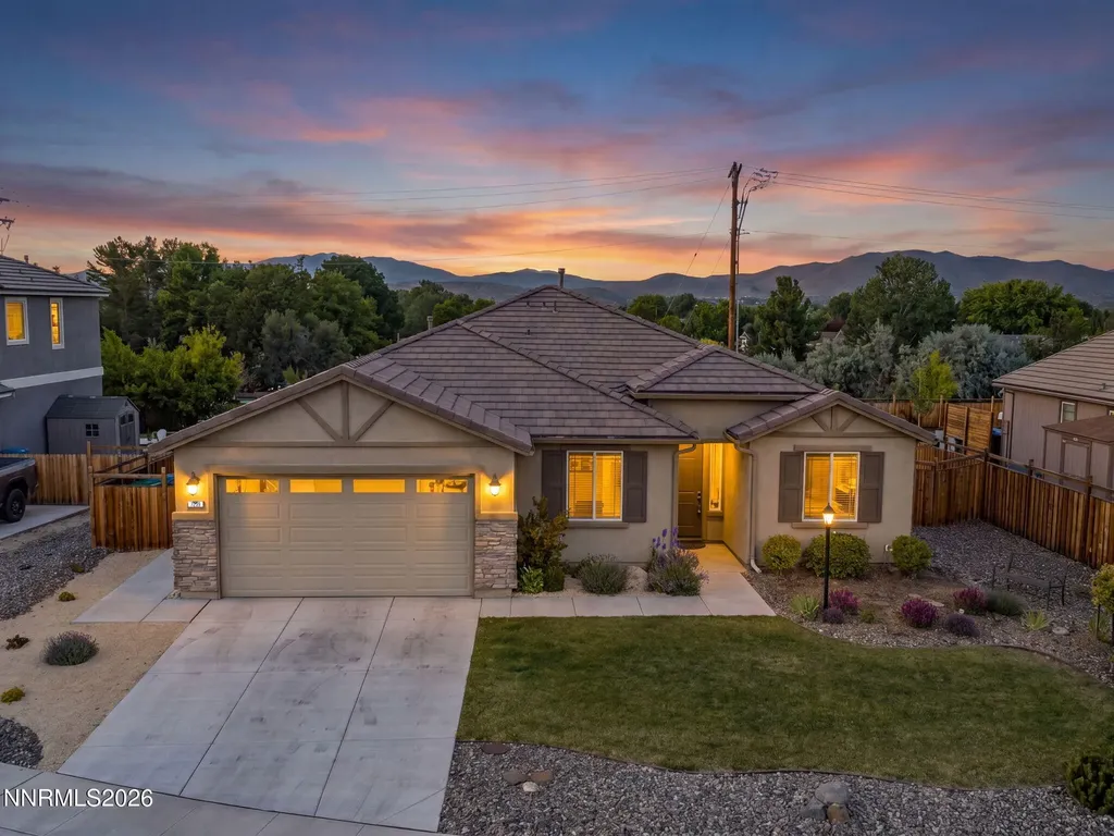 7239 Early Dawn Sparks NV 89436