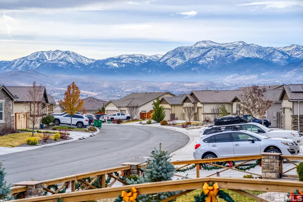 10513 Claim Jumper Reno NV 89521