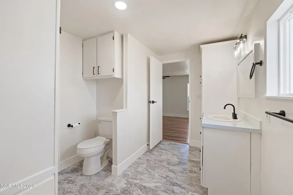 2820 Ramsey Silver Springs NV 89429