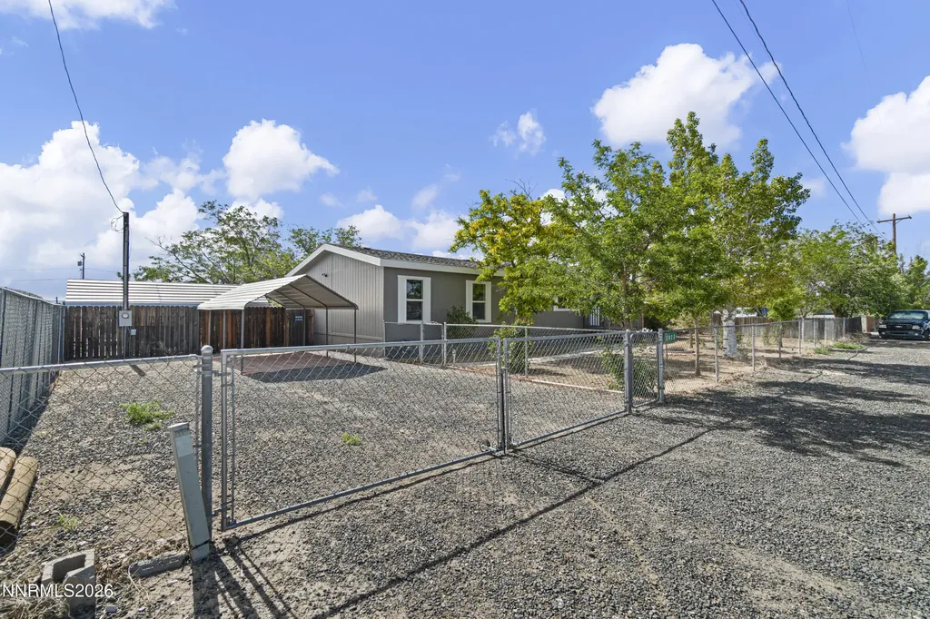 2820 Ramsey Silver Springs NV 89429