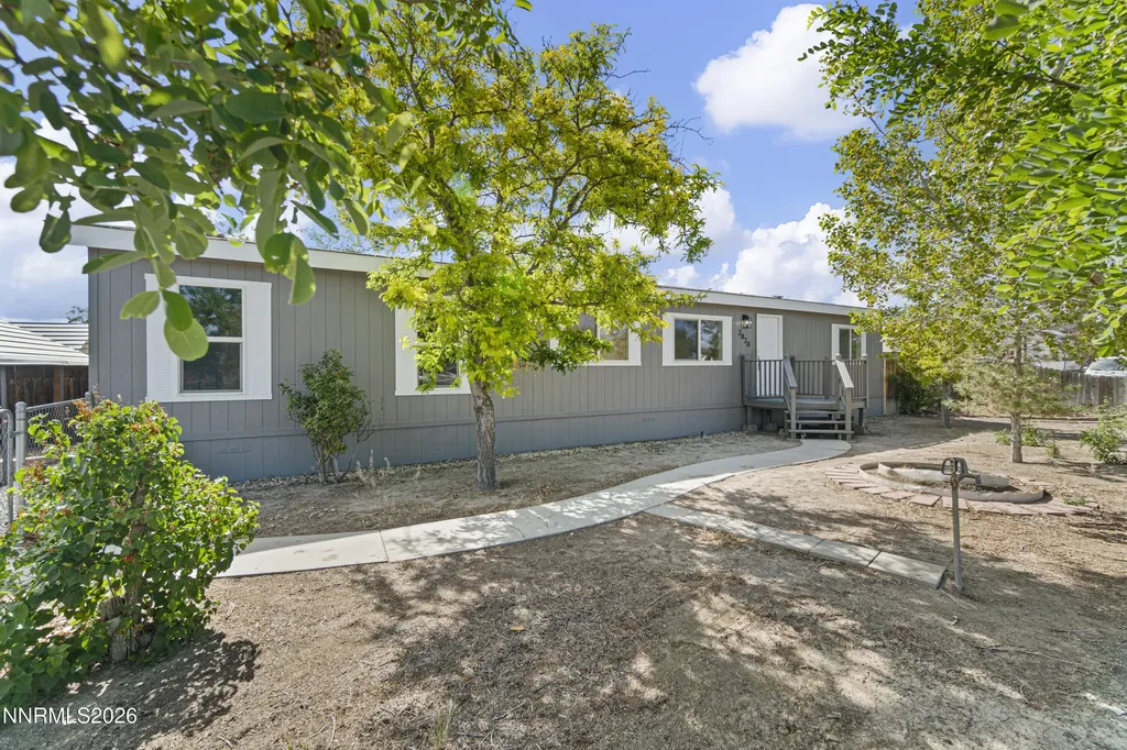 2820 Ramsey Silver Springs NV 89429