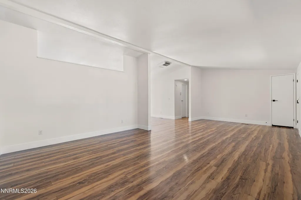 2820 Ramsey Silver Springs NV 89429