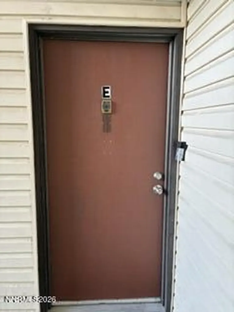 1537 Delucchi Reno NV 89502