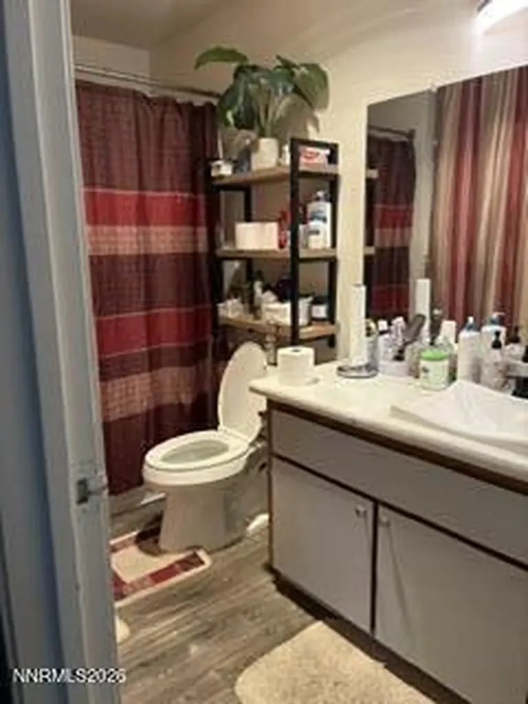 1537 Delucchi Reno NV 89502