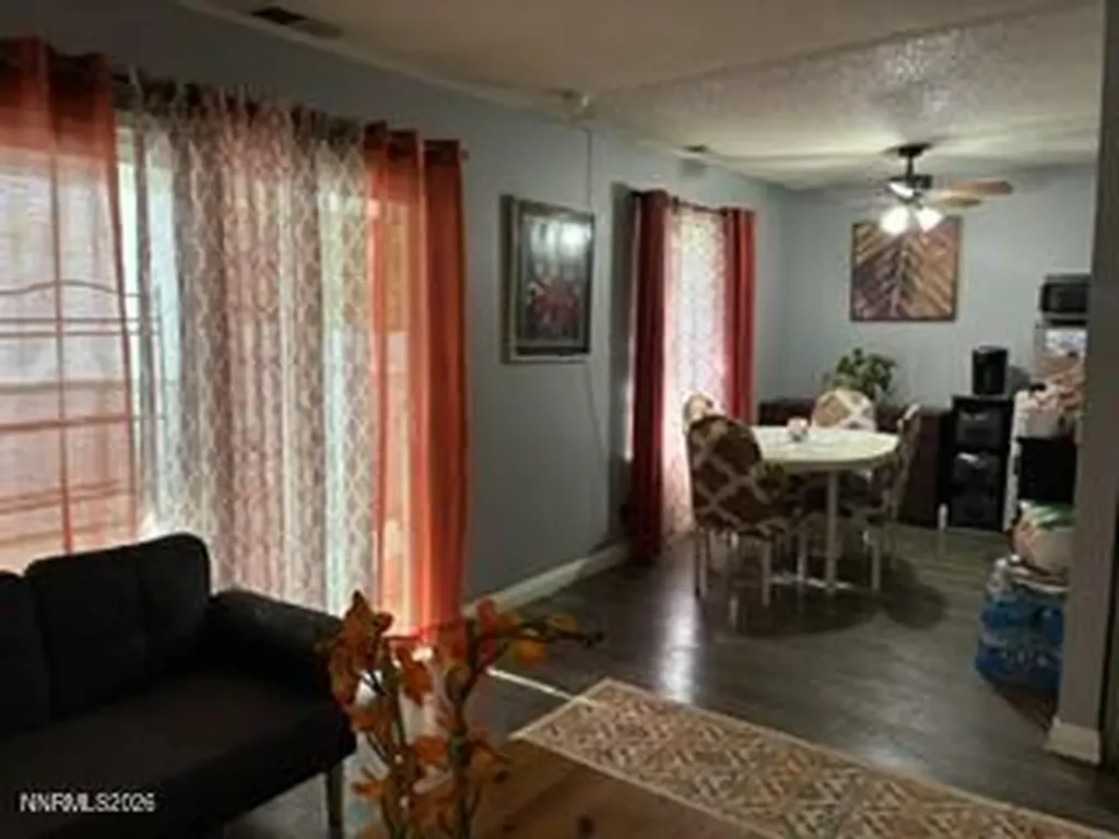 1537 Delucchi Reno NV 89502
