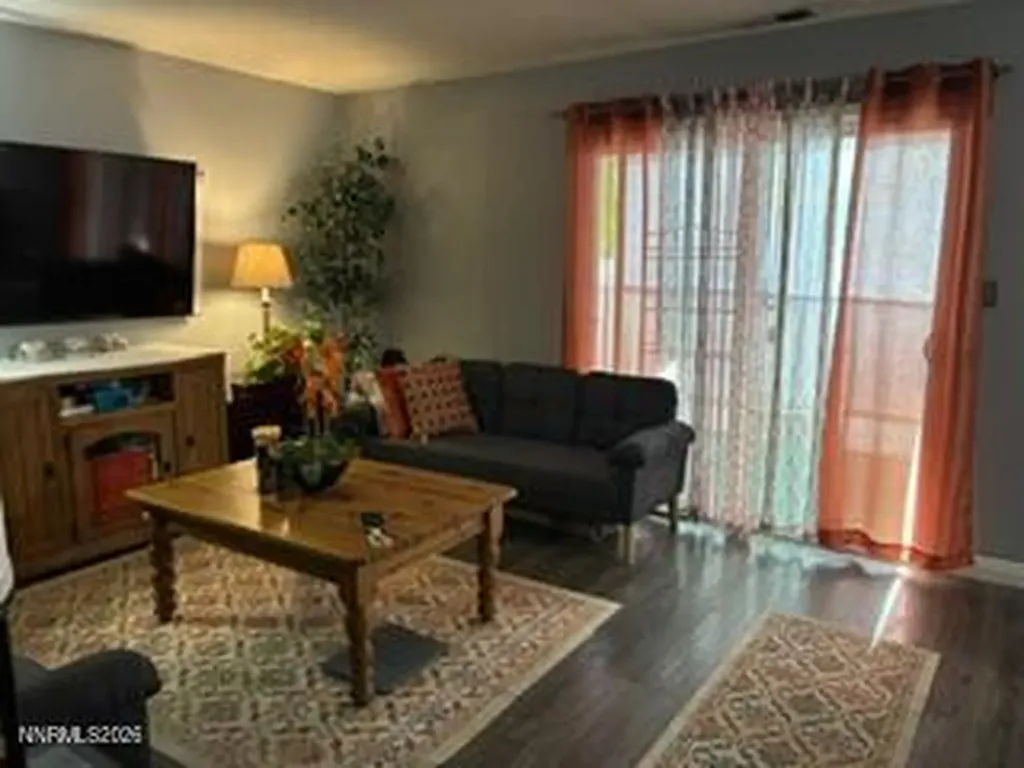 1537 Delucchi Reno NV 89502