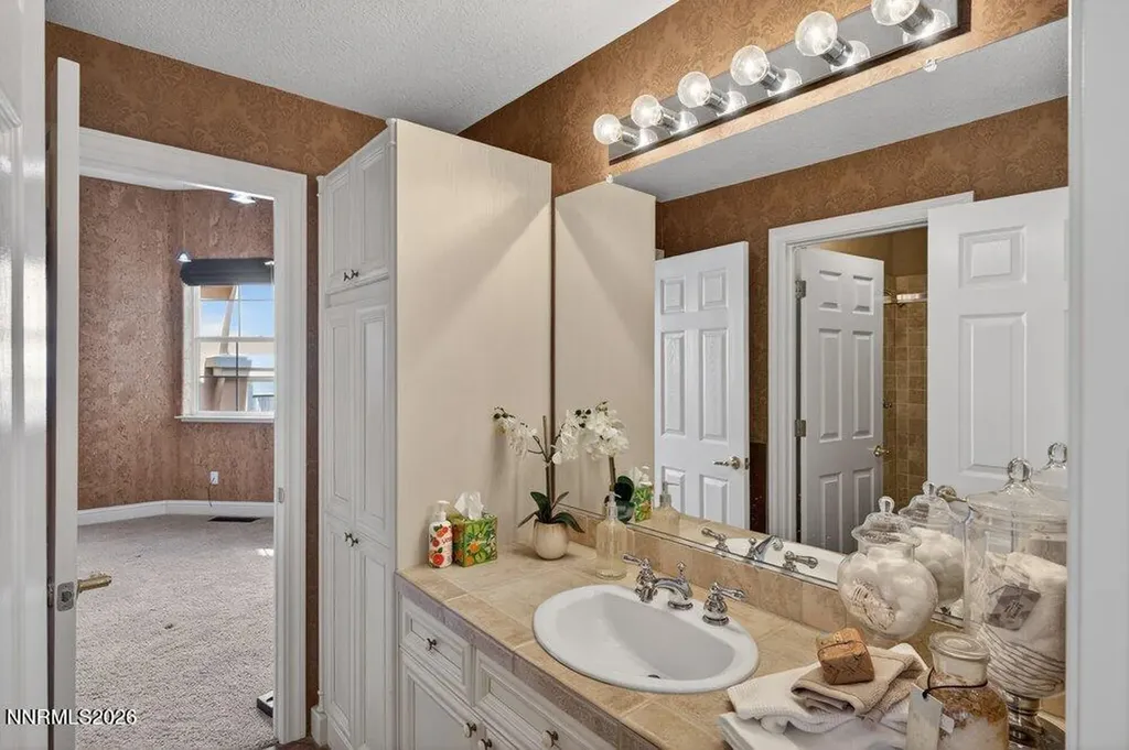 2596 Rampart Reno NV 89519