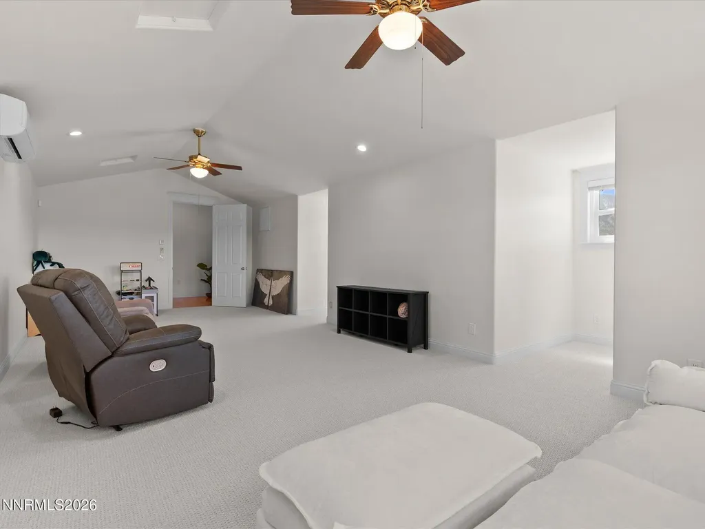 1056 Country Gardnerville NV 89460