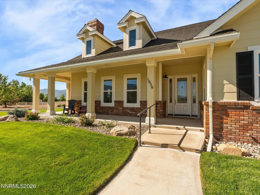 1056 Country Gardnerville NV 89460
