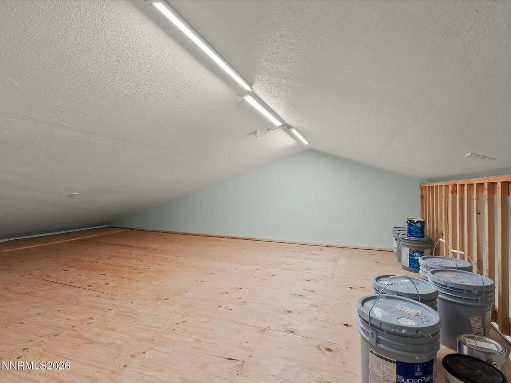 1056 Country Gardnerville NV 89460