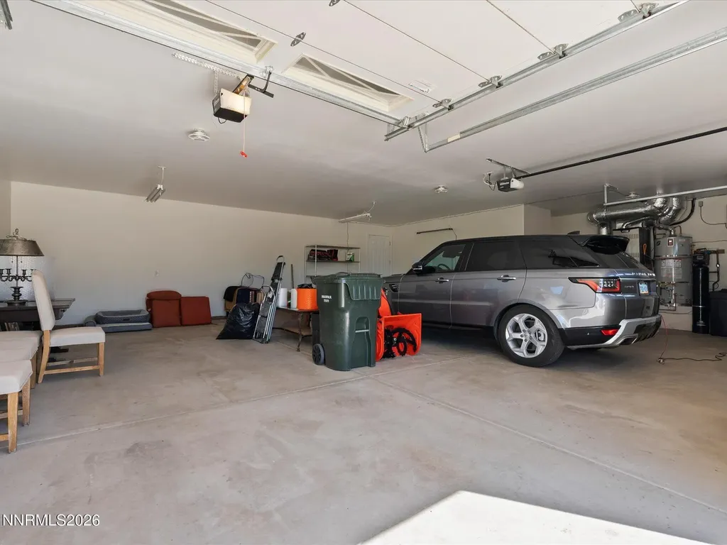 1056 Country Gardnerville NV 89460