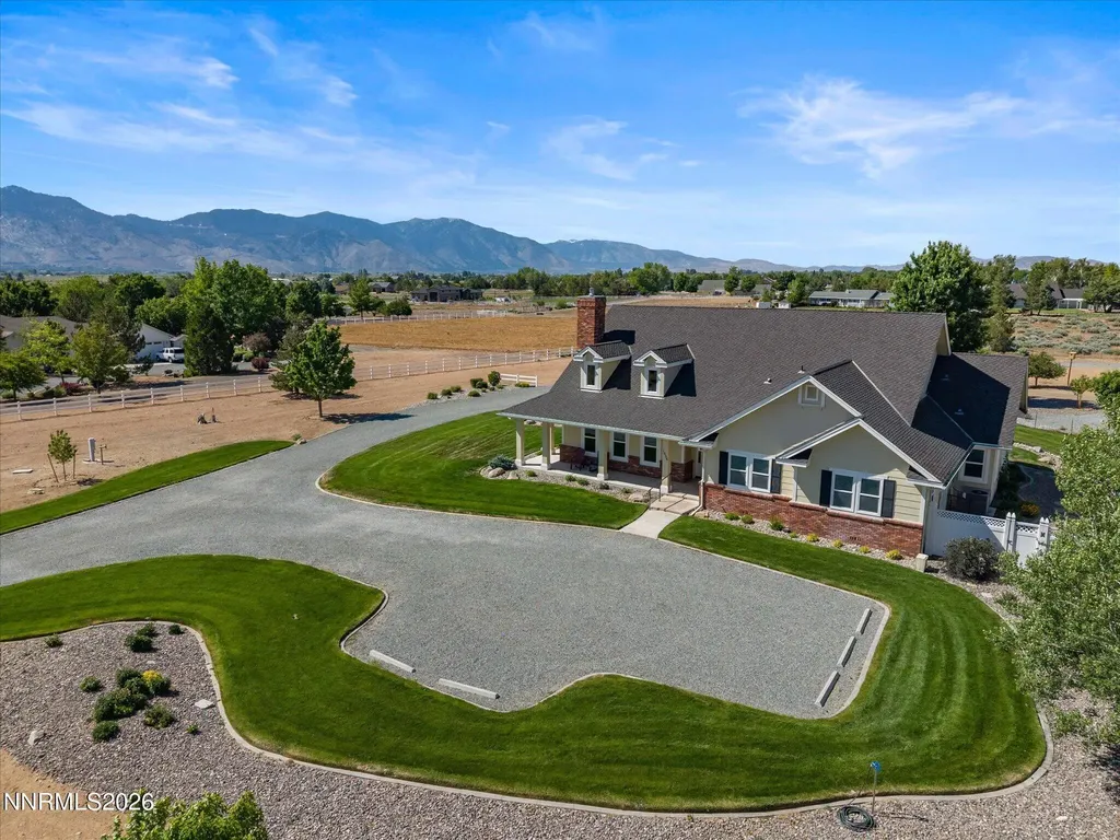 1056 Country Gardnerville NV 89460